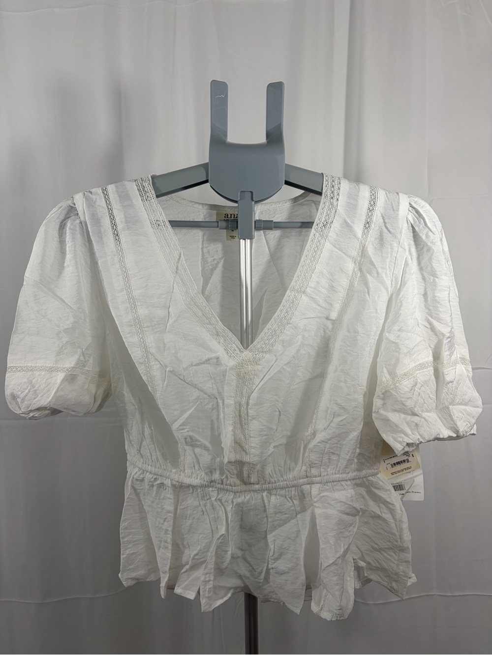 NWT A.N.A. Women’s Size M White V-Neck Peplum Puff Sleeve Lightweight Blouse